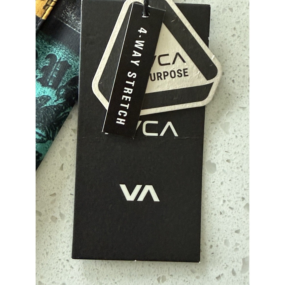 RVCA Trunk Stretch Boardshorts Black With Graphics‎ Size 32 4 Way Stretch - Picture 12 of 12